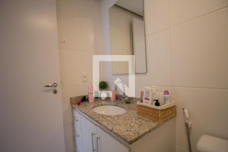 Apartamento à venda com 83m², 2 quartos e 1 vagaBanheiro da Suíte