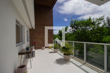 Apartamento à venda com 83m², 2 quartos e 1 vagaVaranda