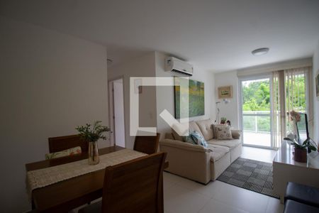 Apartamento à venda com 83m², 2 quartos e 1 vagaSala