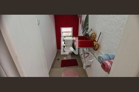 Casa à venda com 170m², 3 quartos e 4 vagasLavabo