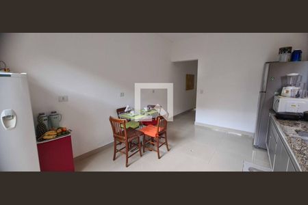 Casa à venda com 170m², 3 quartos e 4 vagasCozinha