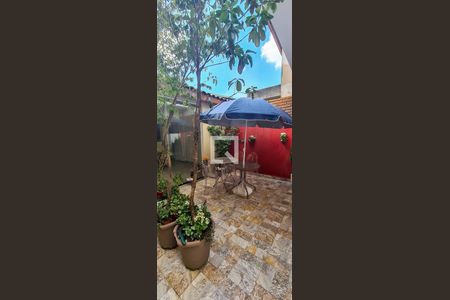 Casa à venda com 170m², 3 quartos e 4 vagasÁrea comum