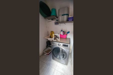 Casa à venda com 170m², 3 quartos e 4 vagasÁrea de serviço