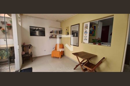 Casa à venda com 170m², 3 quartos e 4 vagasÁrea comum