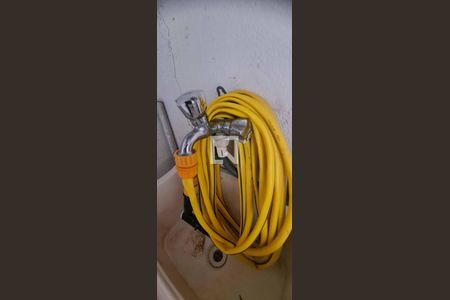 Casa à venda com 170m², 3 quartos e 4 vagasÁrea de serviço