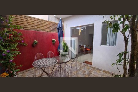 Casa à venda com 170m², 3 quartos e 4 vagasÁrea comum