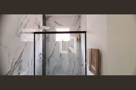 Casa à venda com 170m², 3 quartos e 4 vagasBanheiro da Suíte 1