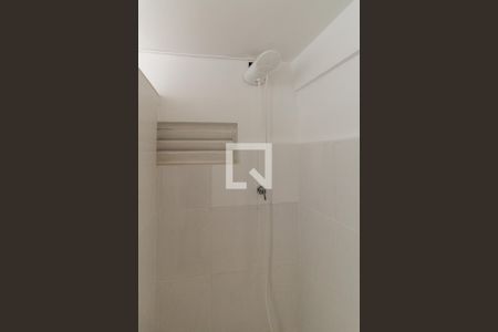 Banheiro de kitnet/studio para alugar com 1 quarto, 35m² em Sé, São Paulo
