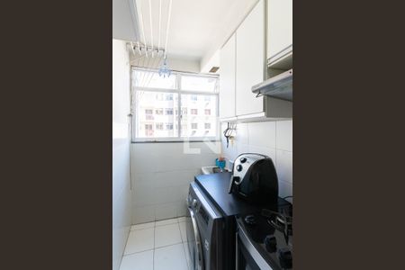 Apartamento à venda com 47m², 2 quartos e sem vagaCozinha e Área de Serviço