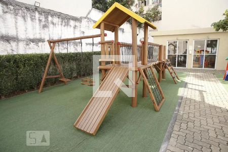 Apartamento à venda com 47m², 2 quartos e sem vagaÁrea comum