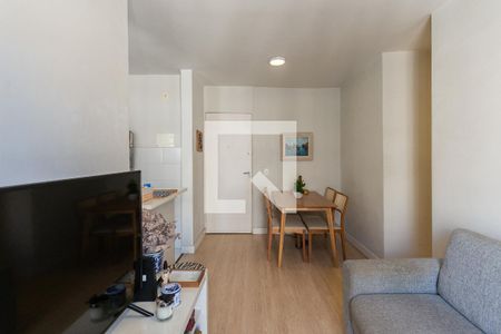Sala de apartamento à venda com 2 quartos, 47m² em São Cristóvão, Rio de Janeiro