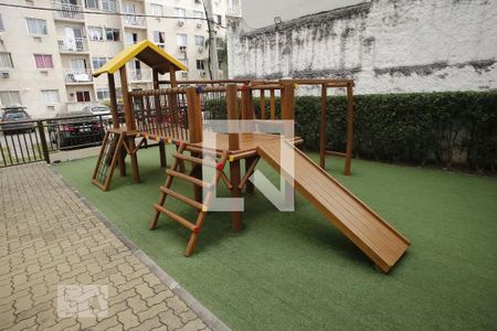 Apartamento à venda com 47m², 2 quartos e sem vagaÁrea comum