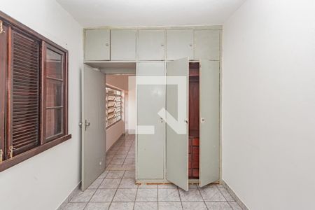 Casa à venda com 380m², 3 quartos e 4 vagasQuarto 3