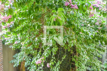 Casa à venda com 280m², 4 quartos e 3 vagas Casa à venda com 280m², 4 quartos e 3 vagasVista do Quarto Suíte