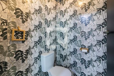 Banheiro da Suíte 1 de casa para alugar com 2 quartos, 110m² em Itaim Bibi, São Paulo