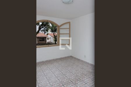 Quarto de casa à venda com 3 quartos, 160m² em Jardim Ester Yolanda, São Paulo
