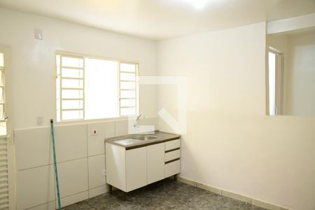 Kitnet de casa para alugar com 1 quarto, 35m² em Jardim Leonor, Cotia