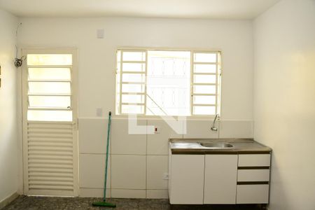 Kitnet de casa para alugar com 1 quarto, 35m² em Jardim Leonor, Cotia