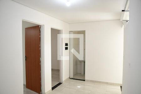 Sala de casa para alugar com 2 quartos, 35m² em Jardim Leonor, Cotia