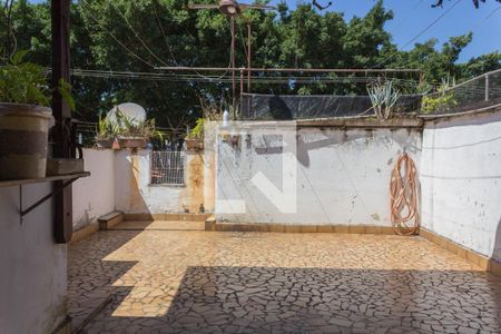 Casa à venda com 138m², 2 quartos e 2 vagas Casa à venda com 138m², 2 quartos e 2 vagasÁrea de Serviço