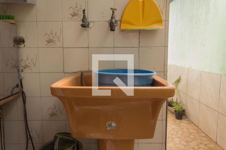 Casa à venda com 138m², 2 quartos e 2 vagas Casa à venda com 138m², 2 quartos e 2 vagasÁrea de Serviço