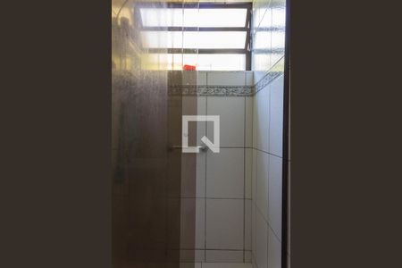 Banheiro da Suíte 1 de casa à venda com 2 quartos, 138m² em Jardim Calux, São Bernardo do Campo