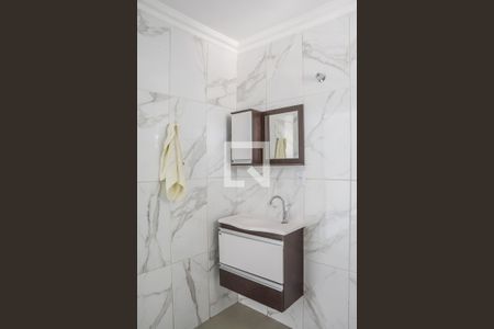 Banheiro de apartamento para alugar com 1 quarto, 50m² em Baeta Neves, São Bernardo do Campo