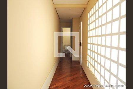 Casa de condomínio para alugar com 170m², 1 quarto e 1 vagaCorredor