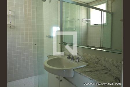 Casa de condomínio para alugar com 170m², 1 quarto e 1 vagaBanheiro da Suíte