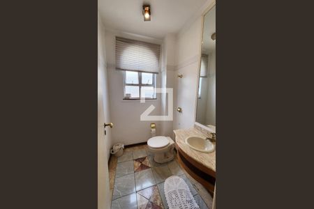 Apartamento para alugar com 350m², 5 quartos e 3 vagas Apartamento para alugar com 350m², 5 quartos e 3 vagasLavabo