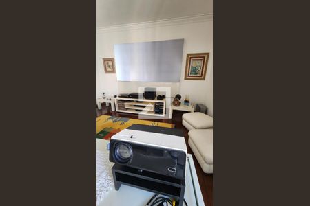 Apartamento para alugar com 350m², 5 quartos e 3 vagas Apartamento para alugar com 350m², 5 quartos e 3 vagasSala de TV