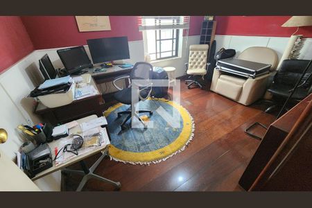 Apartamento para alugar com 350m², 5 quartos e 3 vagas Apartamento para alugar com 350m², 5 quartos e 3 vagasEscritório