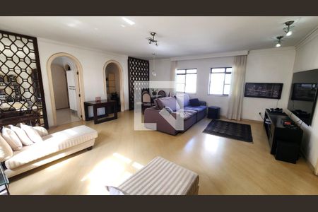 Apartamento para alugar com 350m², 5 quartos e 3 vagas Apartamento para alugar com 350m², 5 quartos e 3 vagasSala 2
