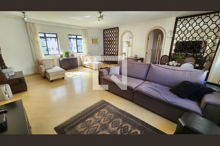 Apartamento para alugar com 350m², 5 quartos e 3 vagas Apartamento para alugar com 350m², 5 quartos e 3 vagasSala 2