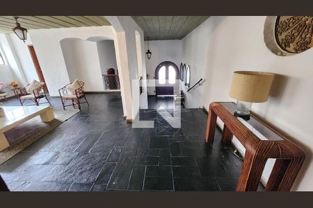 Apartamento para alugar com 350m², 5 quartos e 3 vagas Apartamento para alugar com 350m², 5 quartos e 3 vagasHall de entrada