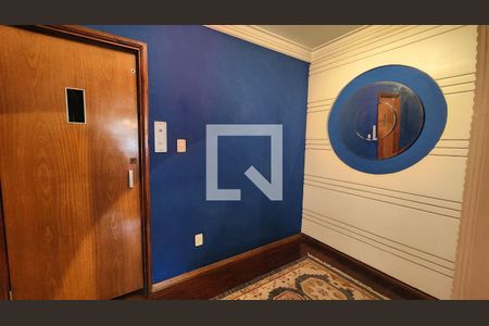 Apartamento para alugar com 350m², 5 quartos e 3 vagas Apartamento para alugar com 350m², 5 quartos e 3 vagasEntrada