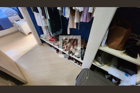 Apartamento para alugar com 350m², 5 quartos e 3 vagas Apartamento para alugar com 350m², 5 quartos e 3 vagasCloset da suíte 1