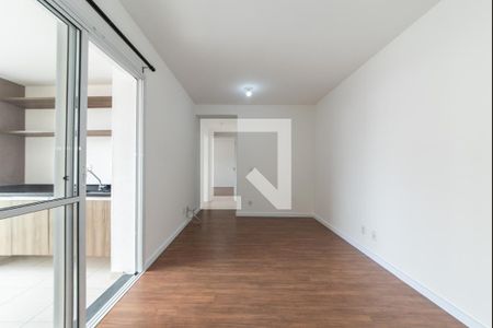 Sala de apartamento à venda com 2 quartos, 57m² em Vila Gumercindo, São Paulo