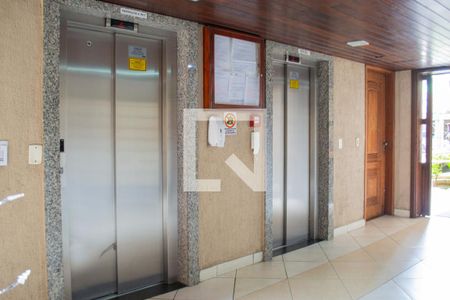 Apartamento à venda com 52m², 1 quarto e sem vagaElevadores 