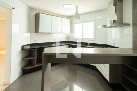 Apartamento para alugar com 106m², 2 quartos e 2 vagasCozinha