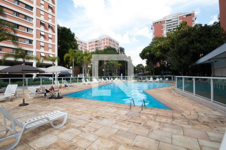 Apartamento para alugar com 90m², 3 quartos e 1 vaga Apartamento para alugar com 90m², 3 quartos e 1 vagaÁrea comum - Piscina