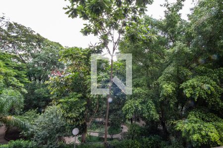 Apartamento para alugar com 90m², 3 quartos e 1 vaga Apartamento para alugar com 90m², 3 quartos e 1 vagaVista do Quarto 2