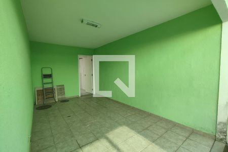 Casa de condomínio à venda com 85m², 3 quartos e 1 vagaGaragem com acesso à Área de Serviço