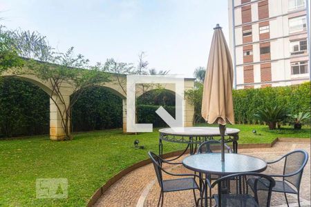 Apartamento à venda com 32m², 1 quarto e 1 vaga Apartamento à venda com 32m², 1 quarto e 1 vagaÁrea comum