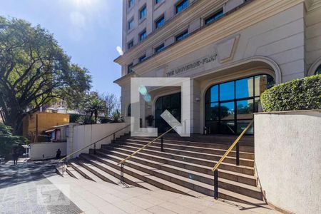 Apartamento à venda com 32m², 1 quarto e 1 vaga Apartamento à venda com 32m², 1 quarto e 1 vagaFachada e portaria