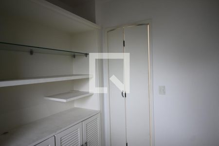 Quarto 1 de apartamento para alugar com 2 quartos, 52m² em Jardim Itapeva, São Paulo