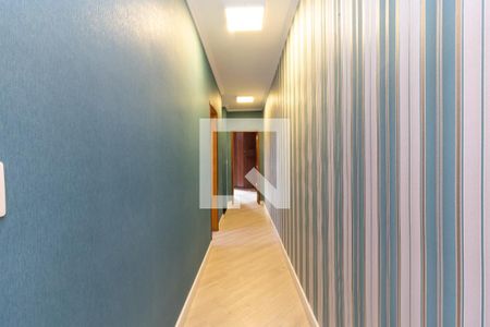 Casa à venda com 300m², 3 quartos e 4 vagasCorredor dos Quartos