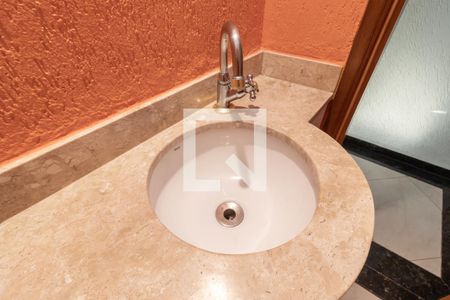 Casa à venda com 300m², 3 quartos e 4 vagasLavabo