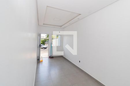 Casa à venda com 61m², 2 quartos e 2 vagasSala/Cozinha