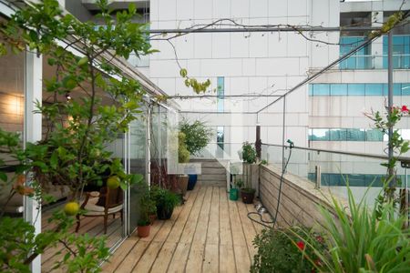 Apartamento para alugar com 147m², 1 quarto e sem vaga Apartamento para alugar com 147m², 1 quarto e sem vagaVista